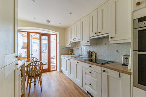 Photo 17- click for photo gallery